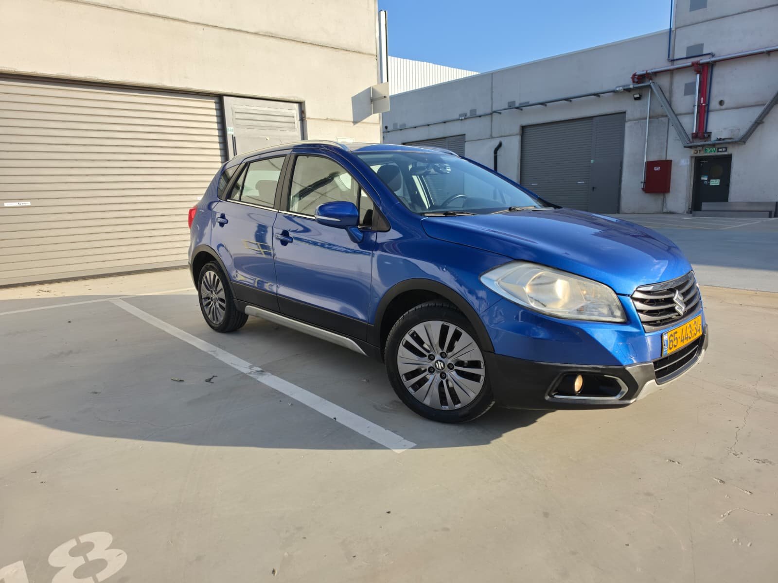 סוזוקי קרוסאובר GLX – תמונה 3